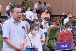 Cựu Phó giám đốc Công an Hà Nội: Không ai đựng rượu trong cặp khóa số đi biếu