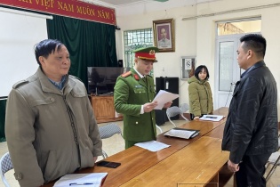 Thu học phí cao hơn quy định, 3 giáo viên dạy lái xe bị khởi tố
