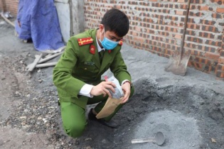 Công an tỉnh Bắc Ninh khởi tố vụ đổ trái phép 123 tấn chất thải