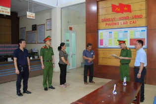 Khởi tố 3 đối tượng sản xuất giá đỗ bằng hóa chất độc hại