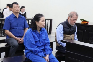 Vụ án kéo dài 16 năm, bị hại chưa một lần đến tòa để giải quyết