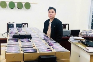 Bắt đối tượng tiêu thụ hàng nghìn điện thoại giả nhãn hiệu Samsung
