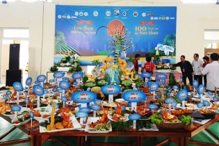 Tôm hùm Sông Cầu chính thức xác lập Kỷ lục Việt Nam