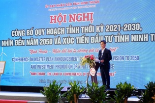 CEO Vietravel góp ý 2 chữ “sáng” và “sống” với Ninh Thuận