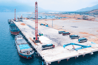 Cảng quốc tế Trung Nam Cà Ná đạt mốc 1 triệu tấn hàng đầu tiên thông quan