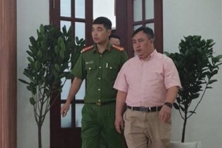 Bắt Giám đốc và Phó giám đốc Bệnh viện Mắt TP.HCM