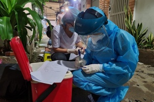 TP.HCM phát hiện 25 ca nghi nhiễm Covid-19 liên quan đến ổ dịch mới