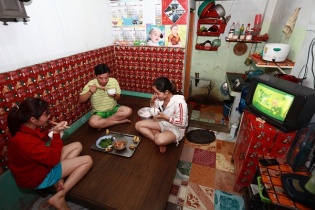 TP.Thủ Đức vận động miễn giảm tiền thuê trọ cho công nhân, người lao động