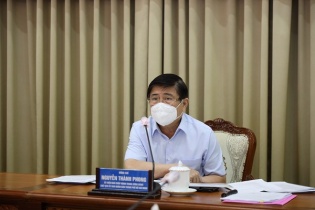 Chủ tịch UBND TP.HCM: Cần nâng cao ý thức chủ động phòng chống dịch