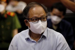 Vụ Sadeco: Ông Tất Thành Cang bị tuyên phạt 10 năm tù; Tề Trí Dũng 20 năm tù