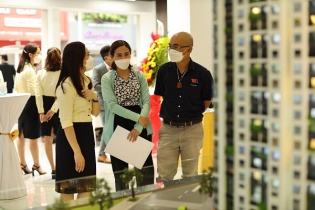 Tổng nguồn cung nửa năm bằng cả năm ngoái, thị trường cuối năm 2022 vào đà tăng