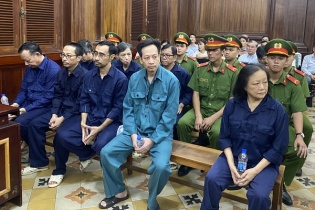 Xét xử nhóm bị cáo sai phạm tại Trung tâm Công nghệ sinh học TP.HCM