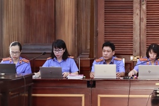 Viện Kiểm sát đối đáp phần bào chữa của nhóm Đăng kiểm khối V
