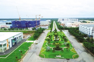 Vắng khách thuê đất khu công nghiệp, Công ty Long Hậu vẫn vượt kế hoạch lợi nhuận năm