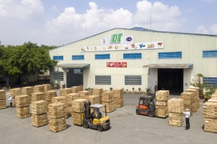 Gỗ Đức Thành tăng trưởng ấn tượng bất chấp chi phí tài chính và quản lý tăng mạnh