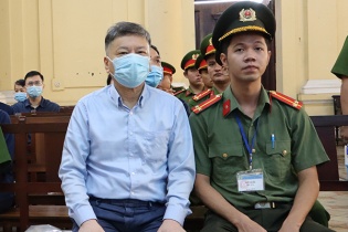 Ông Chu Lập Cơ và Trương Huệ Vân được giảm án trong vụ án Vạn Thịnh Phát