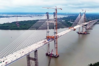 Hợp long cầu Bình Khánh: Bước ngoặt then chốt trên tuyến cao tốc Bến Lức - Long Thành