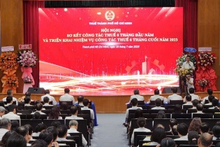 Thuế TP.HCM thu ngân sách tăng gần 10% nửa đầu năm 2025