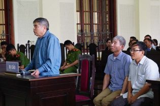 Nghệ An: 3 “quan xã” lãnh án vì bán  đất trái thẩm quyền