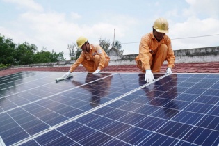 Bình Định: Cấp chủ trương đầu tư 3 dự án điện mặt trời áp mái nhà tại KCN Phú Tài