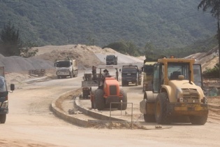 Chủ tịch Bình Định: Không để dịch Covid-19 ảnh hưởng tới tiến độ triển khai công trình trọng điểm