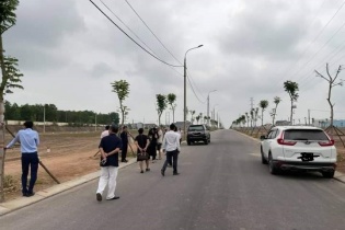 Quảng Trị yêu cầu kiểm soát nguy cơ xảy ra “bong bóng” bất động sản