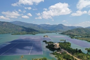 Nghệ An chấp thuận 2 dự án điện mặt trời trên mặt hồ có tổng vốn 7.800 tỷ đồng