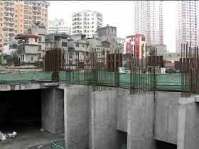 Discovery Complex bắt đầu ngoi lên mặt đất