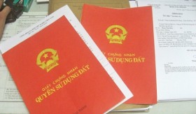 Tài năng làm giả sổ đỏ của Phó chánh văn phòng huyện