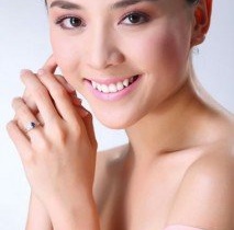 Á hậu Thiên Lý nắm gần 15 triệu cổ phần NamA Bank