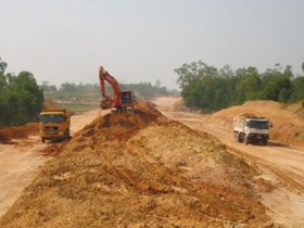 Cienco 8 ngập lụt trong nợ nần