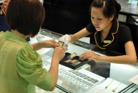 Giá vàng xuống 41,7 triệu đồng, sức mua tăng vọt