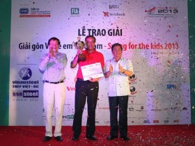 Ấn tượng Swing for the kids 2013