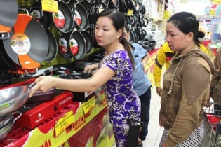 Big C giảm giá 2.000 mặt hàng từ 5-50%