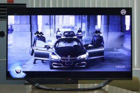 LG LA6910 - TV thông minh "hiểu tiếng Việt"