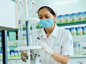 Hạ lãi suất, doanh nghiệp nào sẽ giảm mạnh lợi nhuận?