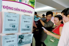 Ông Đức nói "đáy", ông Đực bảo "chưa"