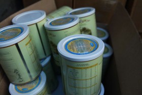 Trả lại Công ty Mạnh Cầm 5.600 hộp sữa dê Danlait