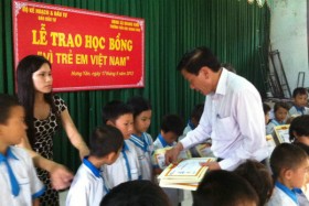 Swing for the Kids đến với trẻ em Hưng Yên