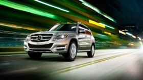 GLK 220 CDI động cơ dầu giá từ 1,528 tỷ đồng