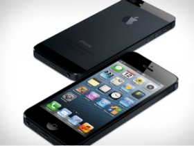 "Thượng đế" của Apple được đổi iPhone cũ lấy iPhone 5