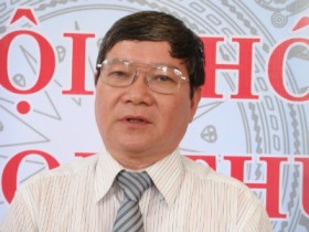Ai chịu áp lực lấy phiếu tín nhiệm?