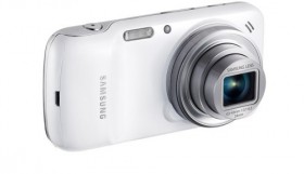 Điện thoại "kiêm" camera zoom quang khủng nhất ra mắt