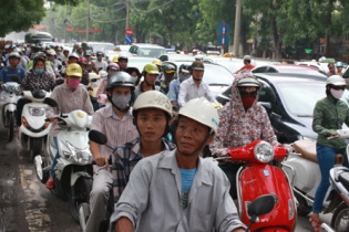 Hà Nội: Xe máy sẽ nộp phí tối đa 150 nghìn đồng/năm