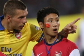 Quốc tế rầm rộ đưa tin về trận Việt Nam - Arsenal