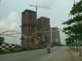 Khách hàng đòi tiếp quản siêu dự án Usilk City
