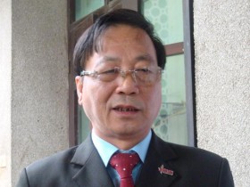 Vì đâu người nông dân bị móc túi