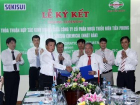 Nhựa Thiếu niên Tiền Phong bắt tay đối tác Nhật Bản