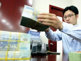 Ngân hàng giảm lãi suất, khách hàng vẫn lắc đầu