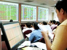 Chứng khoán rơi ngay phiên áp dụng hệ thống nâng cấp